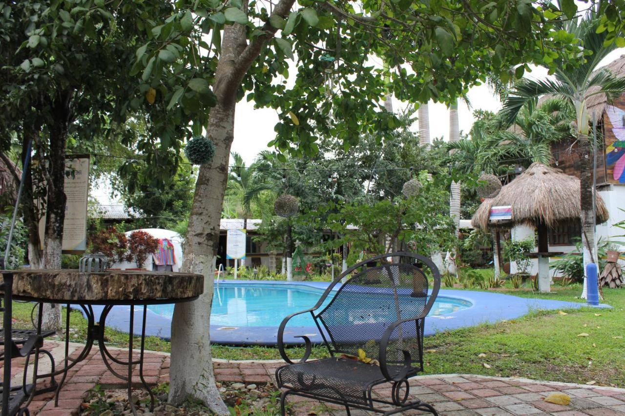 Cabanas Colibri Bacalar Bagian luar foto